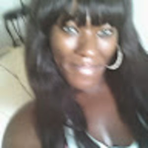 Meet your Posher, Oliviia chanel
